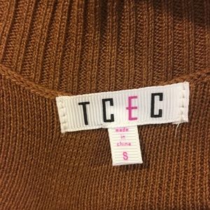 TCEC Sweaters - TCEC brown cardigan sweater TCEC Sweaters - TCEC brown cardigan sweater